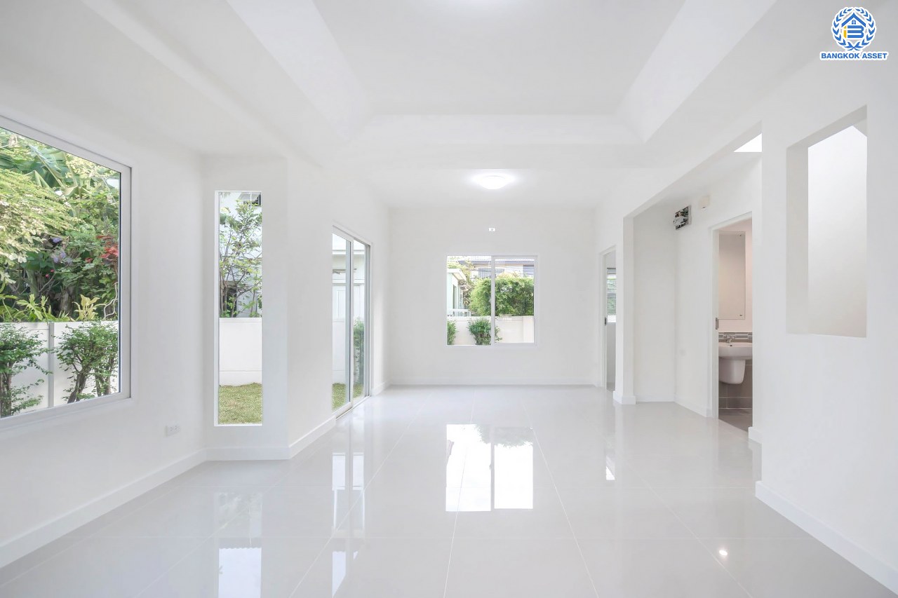 บ้านมือสองตกแต่งใหม่ คุณภาพแบรนด์ LH โครงการ ชัยพฤกษ์ ราชพฤกษ์-แจ้งวัฒนะ เนื้อที่ 50.1 ตร.ว. ฟังก์ชัน 3 ห้องนอน 2 ห้องน้ำ 2 ที่จอดรถ ภายในตกแต่งหรูหรา บนทำเลศักยภาพติดถนนราชพฤกษ์ เชื่อมสู่แจ้งวัฒนะได้อย่างรวดเร็ว ใกล้รถไฟฟ้าสายสีชมพู "ปากเกร็ด" จุดขึ้นทางด่วน "แจ้งวัฒนะ" โรบินสัน ไลฟ์สไตล์ ราชพฤกษ์ และ โลตัส นอร์ธราชพฤกษ์